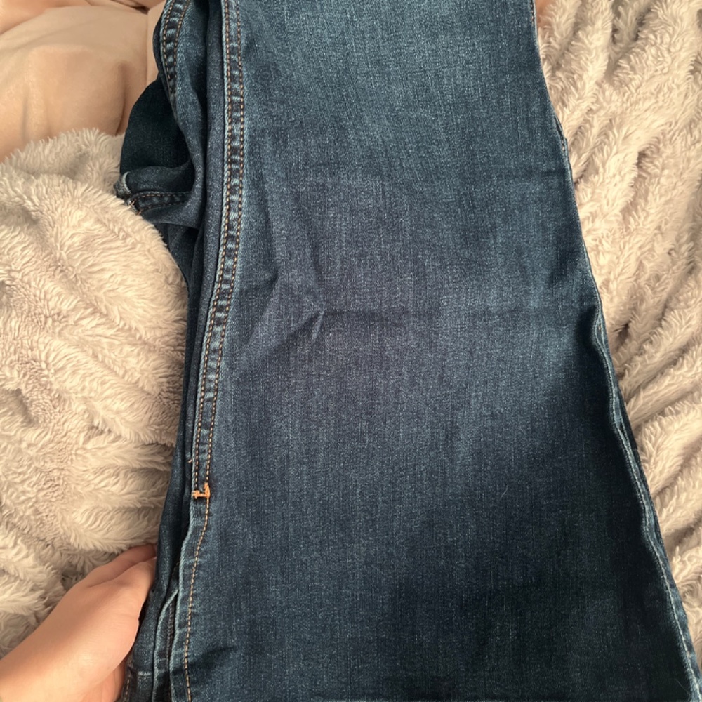 Hollister Flare Jeans - Picture 2 of 3